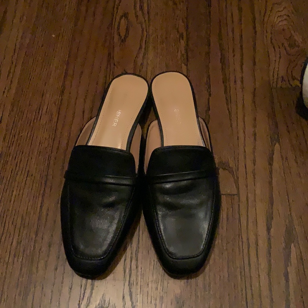 Marc fisher slides, worn once